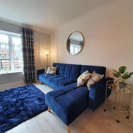 Modern 1-bedroom Close To The Liffey