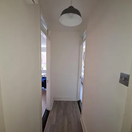 Modern 1-bedroom Close To The Liffey * Dublin