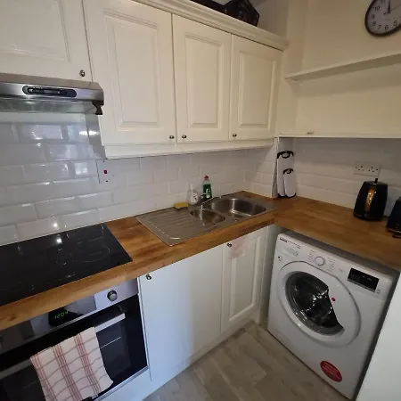 Modern 1-bedroom Close To The Liffey